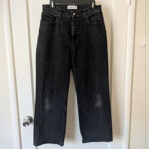 Abercrombie & Fitch 90s Relaxed Fit High Rise Jeans Black.